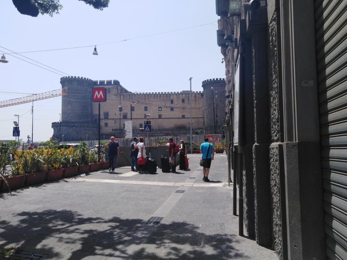 Centro Storico Maschio Angioino House Apartment Napoli Bagian luar foto